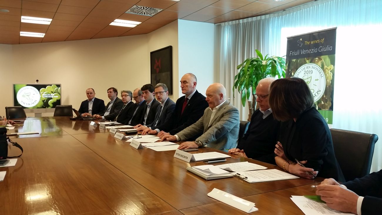 A UDINE OLTRE MILLE CAMPIONI IN GARA PER IL CONCORSO MONDIALE DEL SAUVIGNON